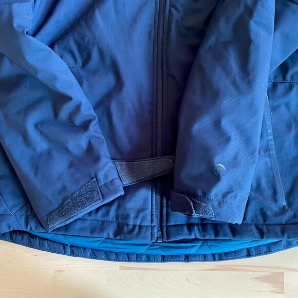 Champion Men's Navy Blue Quilted Hooded Waterproof Jacket size Medium Adjustable - Picture 4 of 11